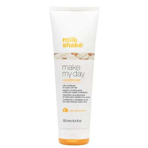 Make My Day Conditioner est un après-shampooing au lait revitalisant pour des cheveux super doux. 2 formats s'offrent à vous 250ML ou 1000ML. Une texture de lait crémeuse au parfum magnifique qui aide à démêler et lisser les cheveux sans les alourdir.
