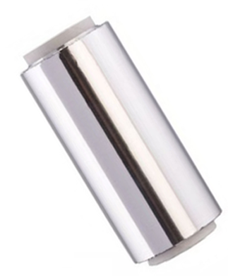 Le Rouleau d'Aluminium est un incontournable dans l'arsenal de tout professionnel de la coiffure. Conçu pour répondre aux exigences spécifiques de votre métier