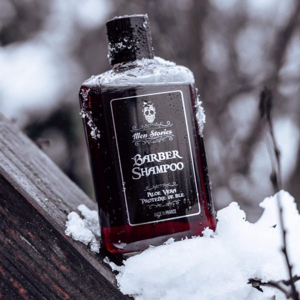 BARBER SHAMPOO - MEN STORIES shampooing enrichi à l'Aloe Vera et à la Protéine de Blé qui nettoie les poils de votre barbe en prenant soin de votre peau.