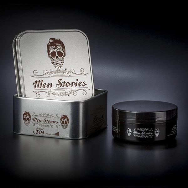 C504 - MEN STORIES C504 - MEN STORIES est une cire coiffante pour les cheveux à fixation extrême - 150ML Fixe les cheveux et permet un maintien de la coiffure tout au long de la journée.