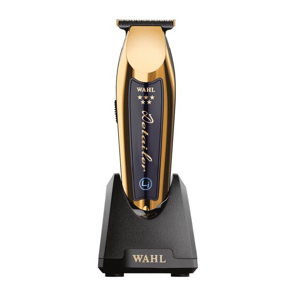La tondeuse Detailer Cordless Gold de chez Wahl est la tondeuse de finition parfaite pour les hommes qui recherchent un style impeccable et professionnel. Avec sa lame T-Wide en or rose