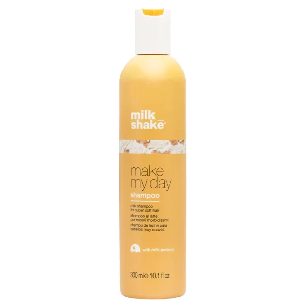 Make My Day Shampoo est un shampoing au lait pour cheveux super doux de 300 ML ou 1000ML. qu’est-ce que Make My Day ? Un mélange de beauté au parfum magnifique qui laisse les cheveux doux et brillants. Sa texture onctueuse rend ce shampooing délicat parfait pour tous les types de cheveux sans enlever le film protecteur du cheveu.