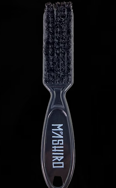 Mini brosse Mashiro en nylon pour cheveux et barbe, compacte et pratique, idéale pour démêler, lisser et coiffer avec précision et confort.